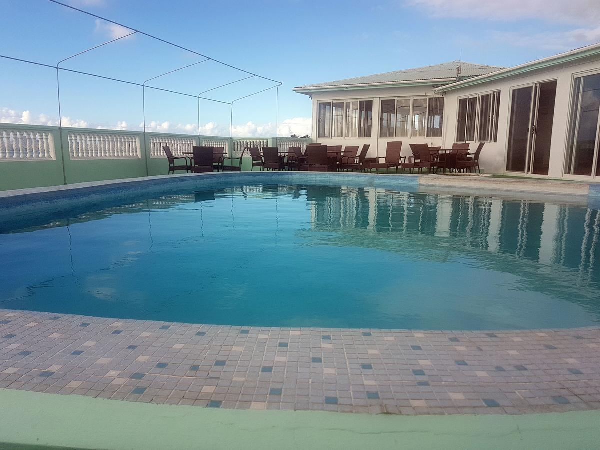 Pinneys Beach Hotel Nevis チャールズタウン エクステリア 写真